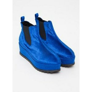 Unif Hellsea in blue velvet platform shoes 6